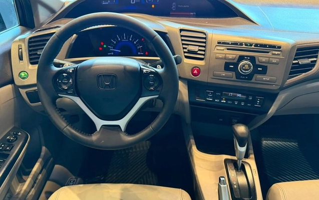 imagem-https://www.socarrao.com.br/sc-vehicle-images-prod/3021076/1789567213064-8344871_7_B_b7d1321d4d.jpeg