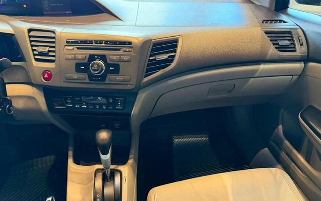 imagem-https://www.socarrao.com.br/sc-vehicle-images-prod/3021076/1789567213068-8344871_6_B_e7488edafe.jpeg