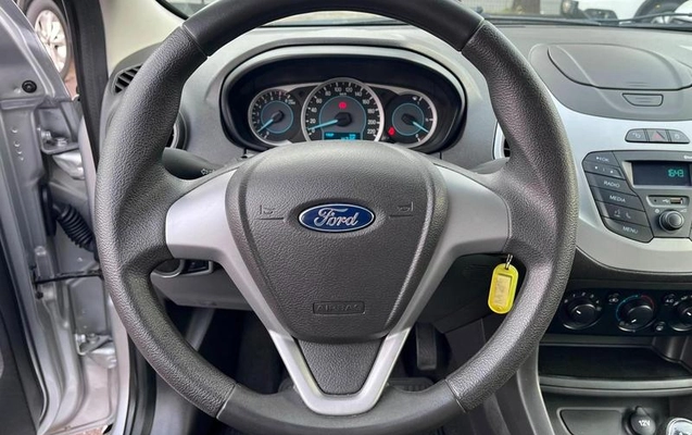 imagem-https://www.socarrao.com.br/sc-vehicle-images-prod/3021083/1789145791594-8295984_17_B_2e8f4da1eb.jpeg