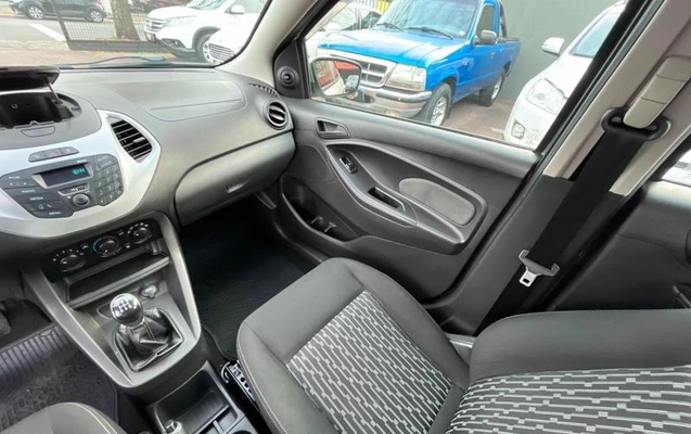 imagem-https://www.socarrao.com.br/sc-vehicle-images-prod/3021083/1789145791608-8295984_3_B_c768735c1e.jpeg