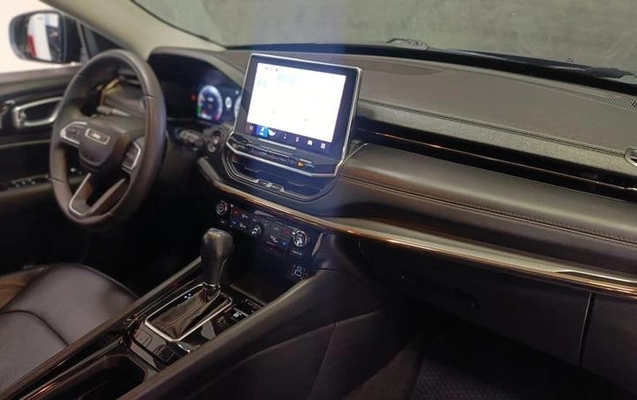 imagem-https://www.socarrao.com.br/sc-vehicle-images-prod/3021240/1786643321592-8211614_4_B_b444b462db.jpeg