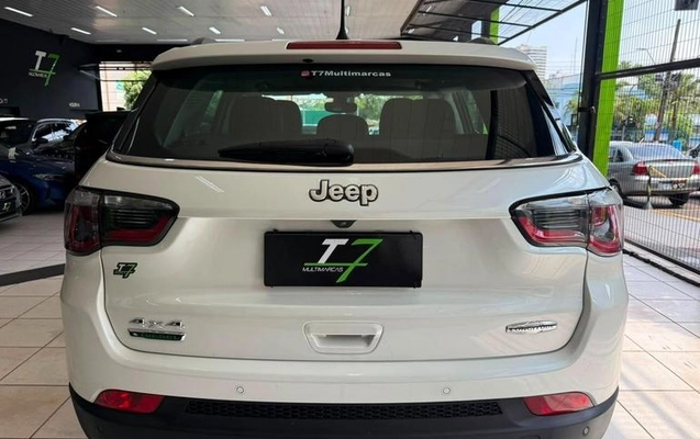 imagem-https://www.socarrao.com.br/sc-vehicle-images-prod/3021596/1790004284149-8342000_2_B_f9a1a20278.jpeg