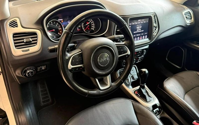 imagem-https://www.socarrao.com.br/sc-vehicle-images-prod/3021596/1790004284153-8342000_2_B_f3ae6e1162.jpeg