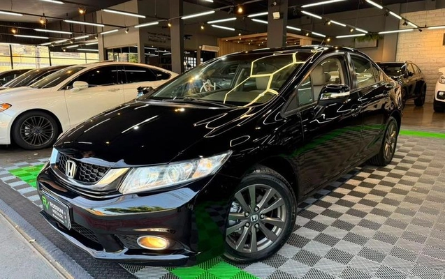 imagem-https://www.socarrao.com.br/sc-vehicle-images-prod/3021856/1789567025028-8344647_0_B_d9c15cbc1c.jpeg
