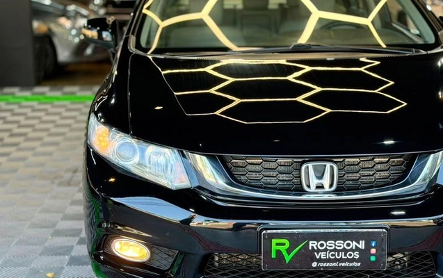 imagem-https://www.socarrao.com.br/sc-vehicle-images-prod/3021856/1789567025030-8344647_0_B_d829e91b2d.jpeg