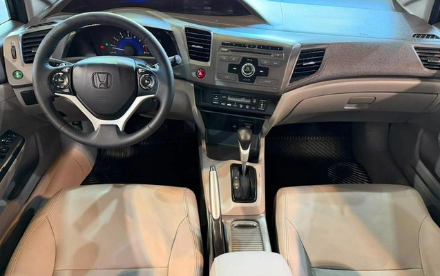 imagem-https://www.socarrao.com.br/sc-vehicle-images-prod/3021856/1789567025030-8344647_15_B_1bfd313b31.jpeg