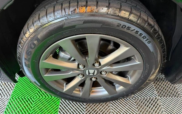 imagem-https://www.socarrao.com.br/sc-vehicle-images-prod/3021856/1789567025037-8344647_15_B_42e42a10c8.jpeg