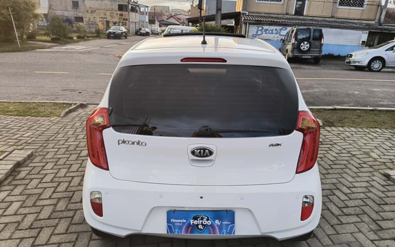 imagem-https://www.socarrao.com.br/sc-vehicle-images-prod/3022910/1785795992047-V2hhdHNBcHAgSW1hZ2UgMjAyNS0xMC0yNSBhdCAxNi41OS4xOCAoMSkuanBlZw.jpeg