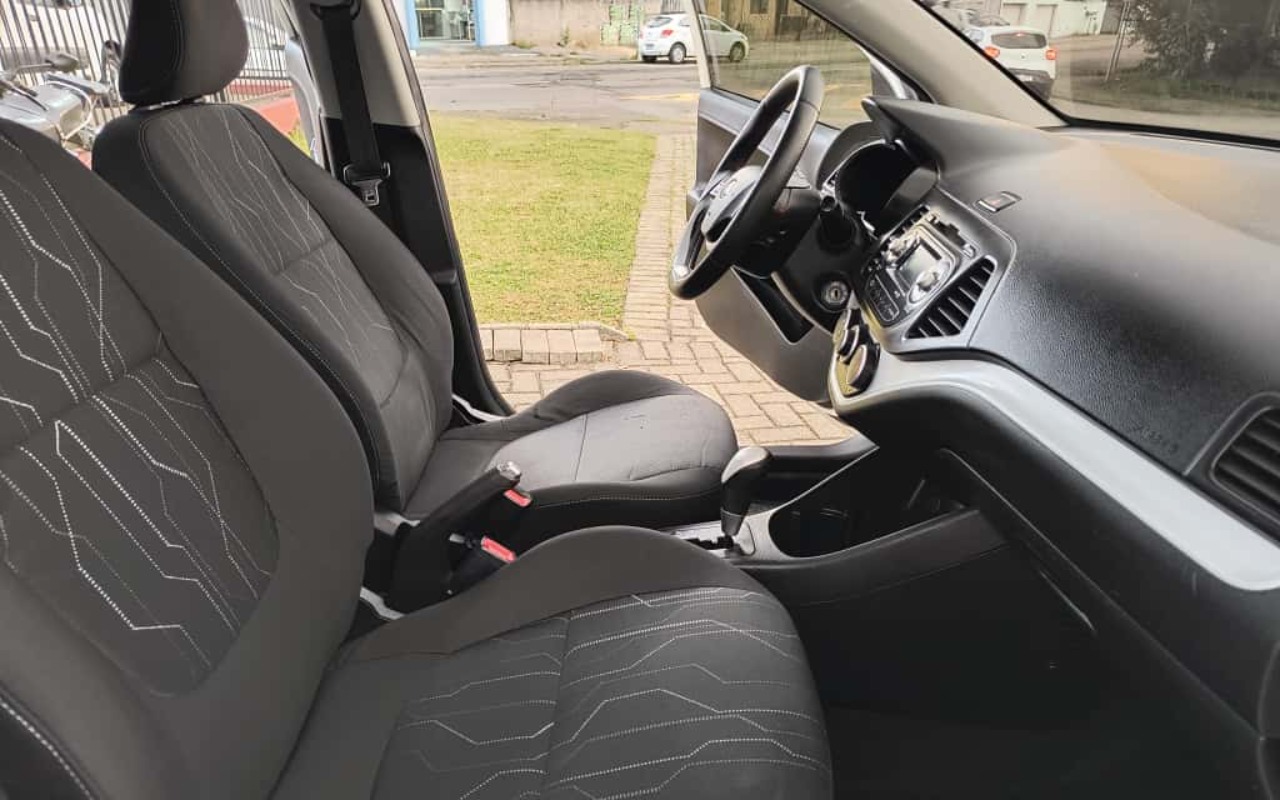 imagem-https://www.socarrao.com.br/sc-vehicle-images-prod/3022910/1785795992347-V2hhdHNBcHAgSW1hZ2UgMjAyNS0xMC0yNSBhdCAxNi41OS4xOSAoMykuanBlZw.jpeg