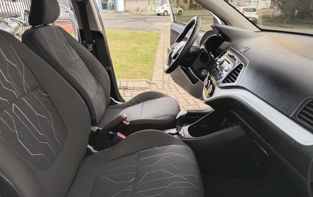 imagem-https://www.socarrao.com.br/sc-vehicle-images-prod/3022910/1785795992347-V2hhdHNBcHAgSW1hZ2UgMjAyNS0xMC0yNSBhdCAxNi41OS4xOSAoMykuanBlZw.jpeg