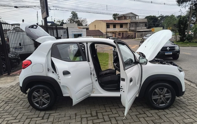 imagem-https://www.socarrao.com.br/sc-vehicle-images-prod/3027176/1785809423802-V2hhdHNBcHAgSW1hZ2UgMjAyNi0wOC0wMyBhdCAxNy4wNC4wMS5qcGVn.jpeg