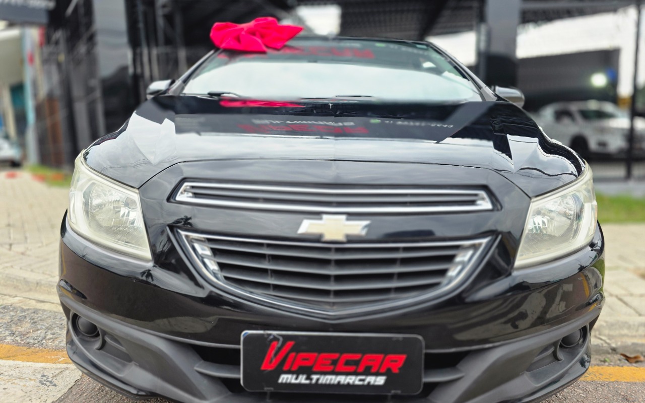 imagem-https://www.socarrao.com.br/sc-vehicle-images-prod/3037146/1785847828638-MjAyNjA4MDNfMTcwMDA2LmpwZw.jpg