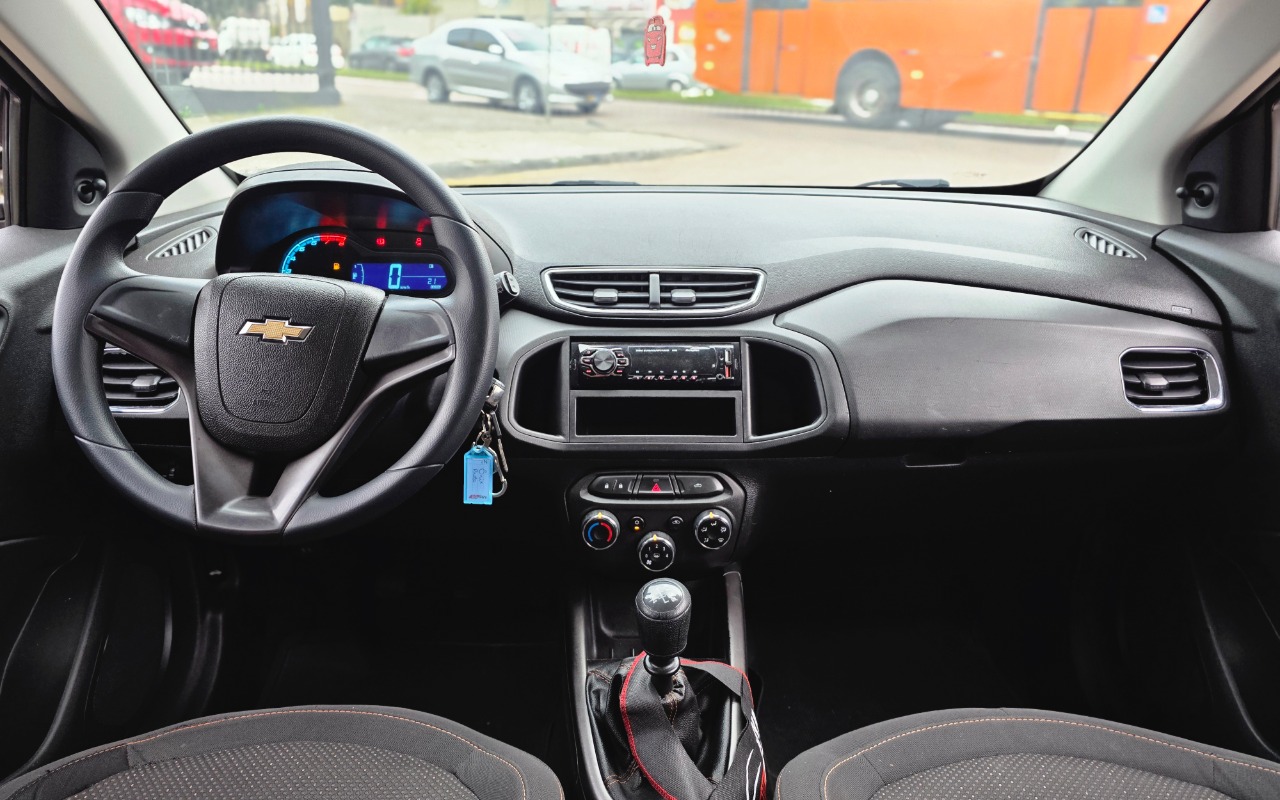 imagem-https://www.socarrao.com.br/sc-vehicle-images-prod/3037146/1785847828738-MjAyNjA4MDNfMTcwMDM4LmpwZw.jpg