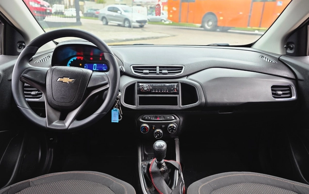 imagem-https://www.socarrao.com.br/sc-vehicle-images-prod/3037146/1785847828738-MjAyNjA4MDNfMTcwMDM4LmpwZw.jpg