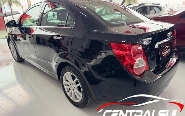 imagem-https://www.socarrao.com.br/sc-vehicle-images-prod/3037222/1785846798045-fd5fb8574df34054b666740a9a600ab8_1785845780937.jpg
