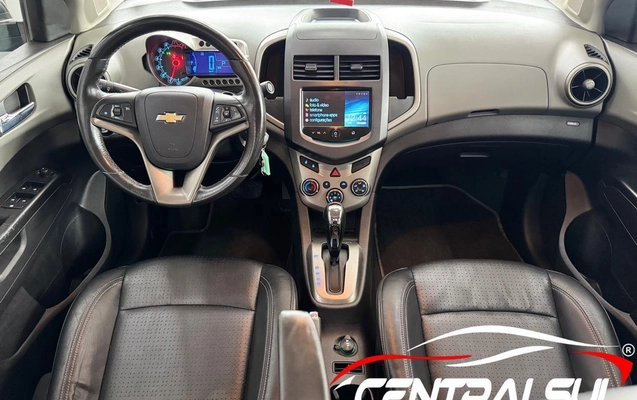 imagem-https://www.socarrao.com.br/sc-vehicle-images-prod/3037222/1785846798047-49cfb0d0d1484e3cb374a6ec5735dce6_1785845780959.jpg