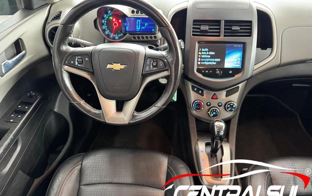 imagem-https://www.socarrao.com.br/sc-vehicle-images-prod/3037222/1785846798048-2a54cbaba57e46cd8a3751aebe8d0fcc_1785845780967.jpg