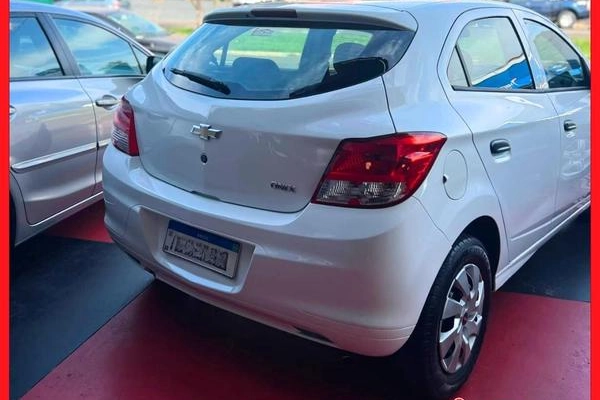 imagem-https://www.socarrao.com.br/sc-vehicle-images-prod/3037225/1785846823113-8210352_3_B_889da5f0a0.jpg
