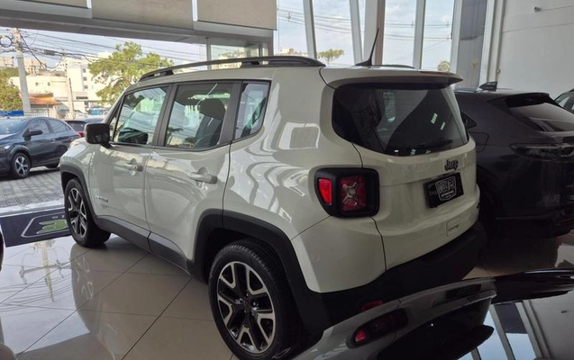 imagem-https://www.socarrao.com.br/sc-vehicle-images-prod/3037230/1785846926497-8345640_5_B_6f389a0ab6.jpeg