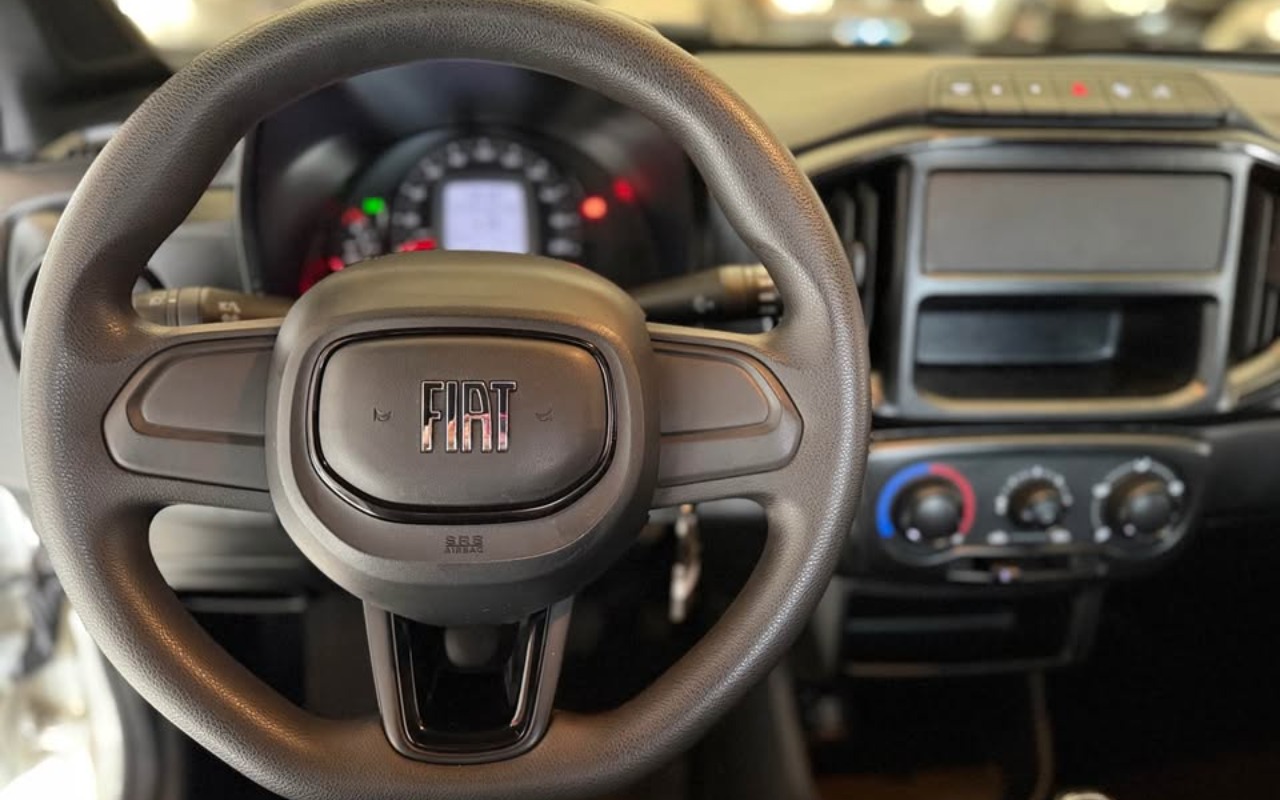 imagem-https://www.socarrao.com.br/sc-vehicle-images-prod/3037237/1785846935278-U1RSQURBIDIwMjUxMS5qcGc.jpg