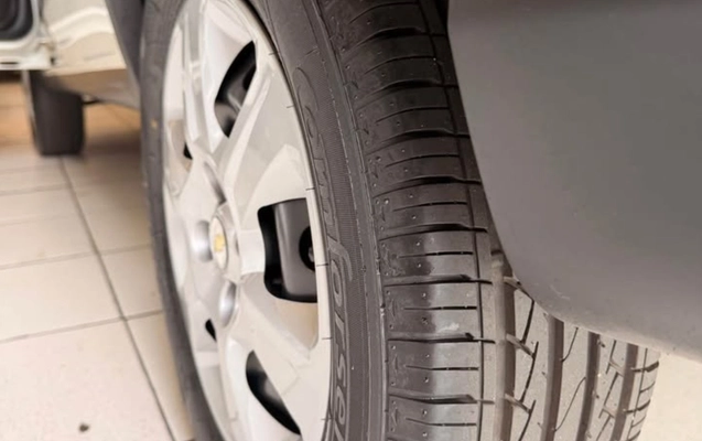 imagem-https://www.socarrao.com.br/sc-vehicle-images-prod/3037237/1785846935546-U1RSQURBIDIwMjUxMy5qcGc.jpg
