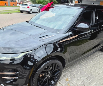 Land Rover Range Rover Evoque 2022 Preto — foto 1 de 3