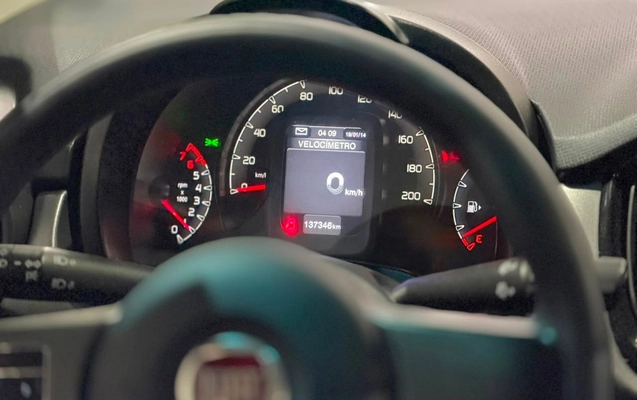 imagem-https://www.socarrao.com.br/sc-vehicle-images-prod/3037749/1785848342125-7990a350-da7c-48c2-a4c4-599f5dc61b7f.jpg