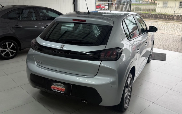 imagem-https://www.socarrao.com.br/sc-vehicle-images-prod/3037879/1785848946971-SU1HXzE3MTMuanBlZw.jpeg