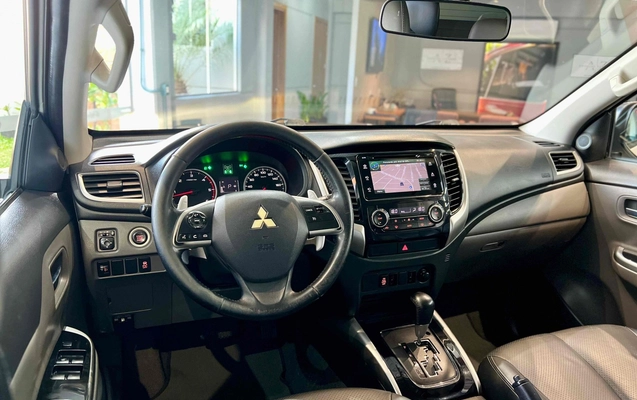 imagem-https://www.socarrao.com.br/sc-vehicle-images-prod/3038160/1785849880593-1_111047.jpg