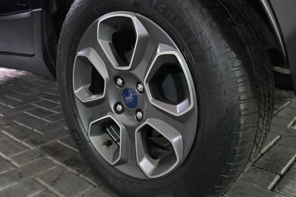 imagem-https://www.socarrao.com.br/sc-vehicle-images-prod/3038320/1785850352322-8237893_15_B_9d0c1ae486.jpeg