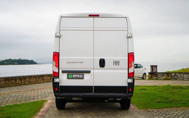 imagem-https://www.socarrao.com.br/sc-vehicle-images-prod/3038362/1785850461365-gb-cc17097.jpeg