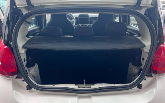 imagem-https://www.socarrao.com.br/sc-vehicle-images-prod/3038465/1785850710090-YjQ2ZjM4MjYtMWJiOS00Yjg4LWI0MTgtZjE5MzEzYzFlZDc2LmpwZw.jpg