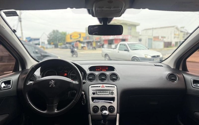 imagem-https://www.socarrao.com.br/sc-vehicle-images-prod/3038592/1785851130198-8330541_8_B_5af074400c.jpeg