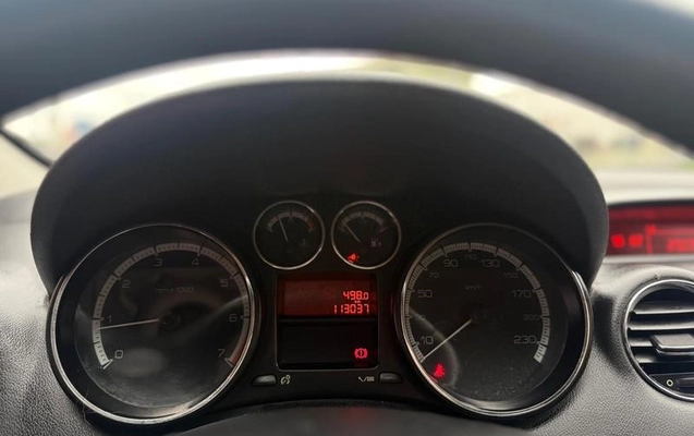 imagem-https://www.socarrao.com.br/sc-vehicle-images-prod/3038592/1785851130200-8330541_10_B_d9e44c8005.jpeg