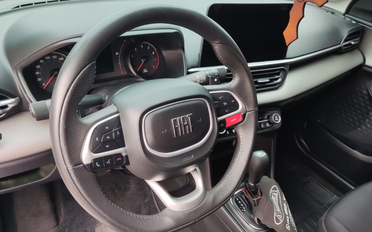 imagem-https://www.socarrao.com.br/sc-vehicle-images-prod/3038803/1785852312196-V2hhdHNBcHAgSW1hZ2UgMjAyNi0wOC0wNCBhdCAxMS4wMC4xNyAoMykuanBlZw.jpeg