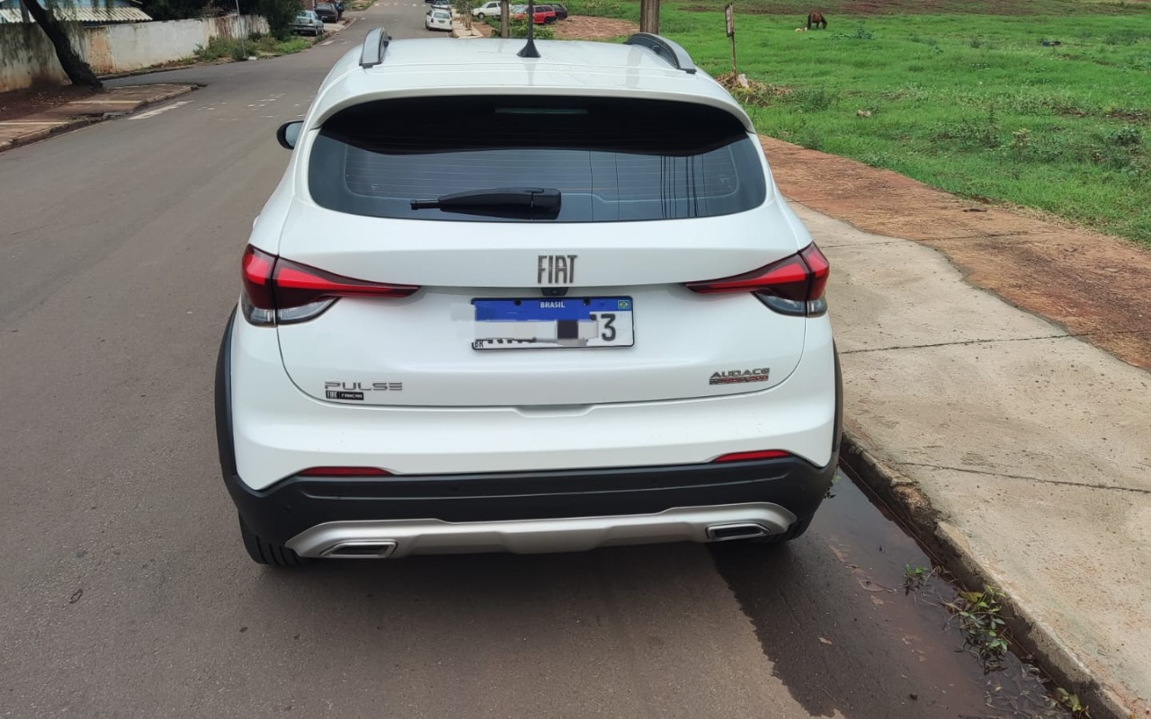 imagem-https://www.socarrao.com.br/sc-vehicle-images-prod/3038803/1785852312776-V2hhdHNBcHAgSW1hZ2UgMjAyNi0wOC0wNCBhdCAxMS4wMC4xNyAoMSkuanBlZw.jpeg