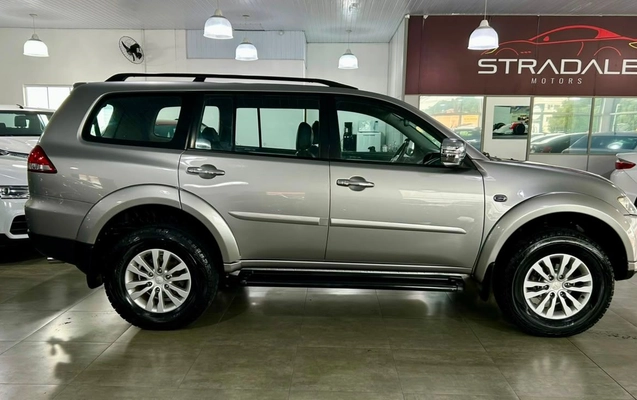 imagem-https://www.socarrao.com.br/sc-vehicle-images-prod/3038853/1787062788833-c3d45e26ecc541cbad50bed17b3fa564_1787062585075.jpg