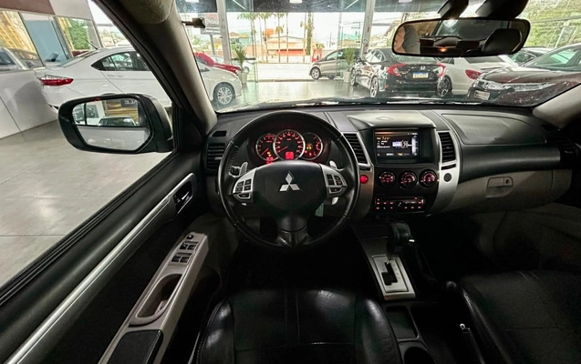 imagem-https://www.socarrao.com.br/sc-vehicle-images-prod/3038853/1787062788835-25a1c09c9f4846629fbb1467752a7eb8_1787062585111.jpg