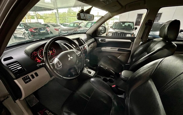 imagem-https://www.socarrao.com.br/sc-vehicle-images-prod/3038853/1787062788838-9cbe0dfa988b40ffa29cbe4b53d7d697_1787062585146.jpg