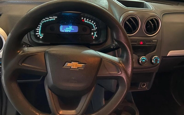 imagem-https://www.socarrao.com.br/sc-vehicle-images-prod/3038901/1788454163710-8346161_8_B_3c6d168671.jpeg