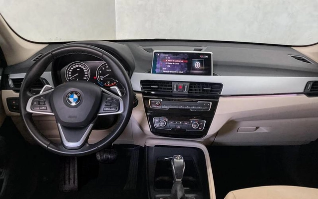 imagem-https://www.socarrao.com.br/sc-vehicle-images-prod/3038915/1788965532749-8004927_14_B_59cc26a0a6.jpeg