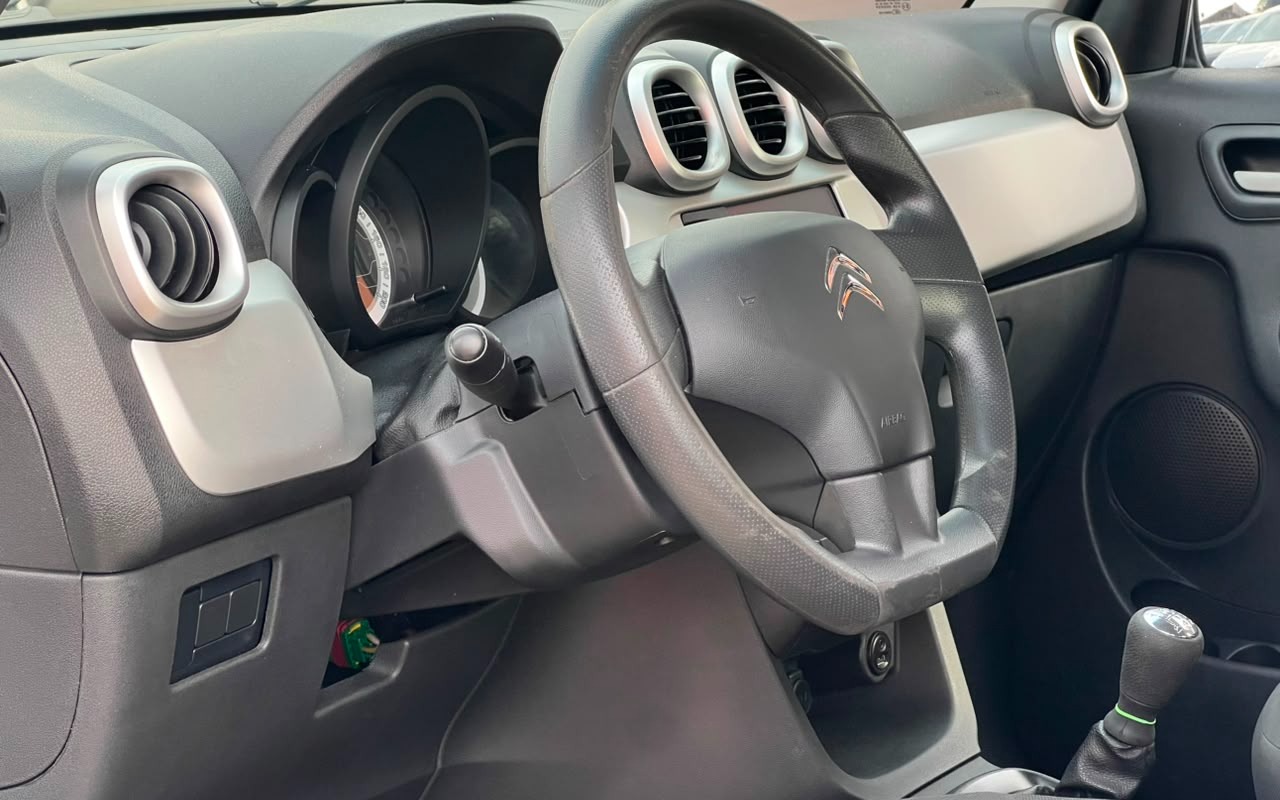 imagem-https://www.socarrao.com.br/sc-vehicle-images-prod/3039031/1785852129227-V2hhdHNBcHAgSW1hZ2UgMjAyNi0wOC0wNCBhdCAxMC4wNi41MiAoMykuanBlZw.jpeg