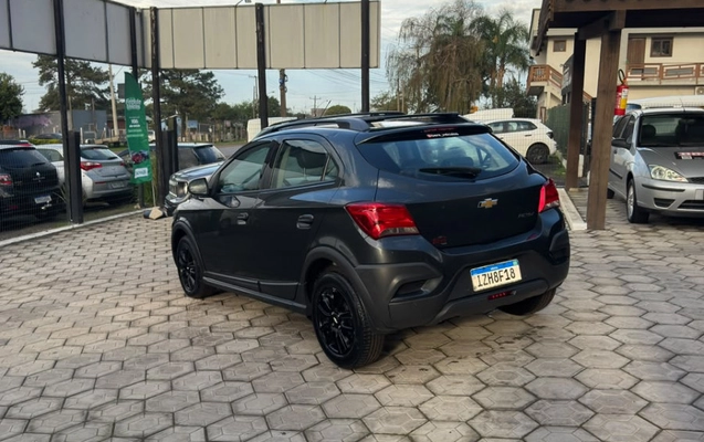 imagem-https://www.socarrao.com.br/sc-vehicle-images-prod/3039071/1785852193784-1UTvcCHWp4HI5G4y0xo5I6OjBFvDWtIy.jpg