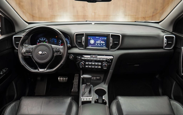 imagem-https://www.socarrao.com.br/sc-vehicle-images-prod/3039115/1785852339715-gb-08ed9a4.jpg
