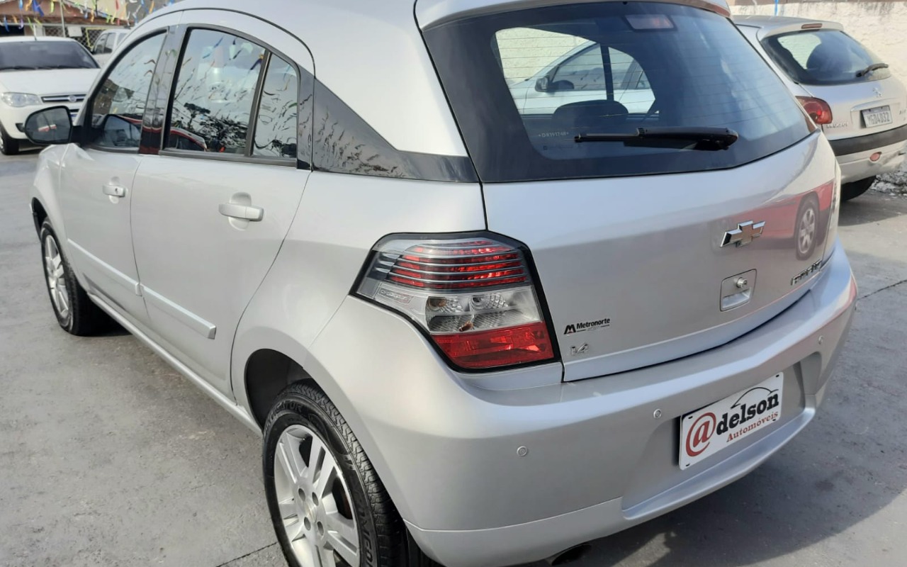 imagem-https://www.socarrao.com.br/sc-vehicle-images-prod/3039266/1785852760940-MDYuamZpZg.jfif