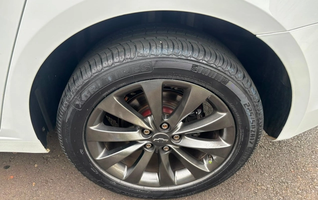 imagem-https://www.socarrao.com.br/sc-vehicle-images-prod/3039312/1789648594196-2d9a263dd1094c2087fd8772e618313b_1785850944092.jpg