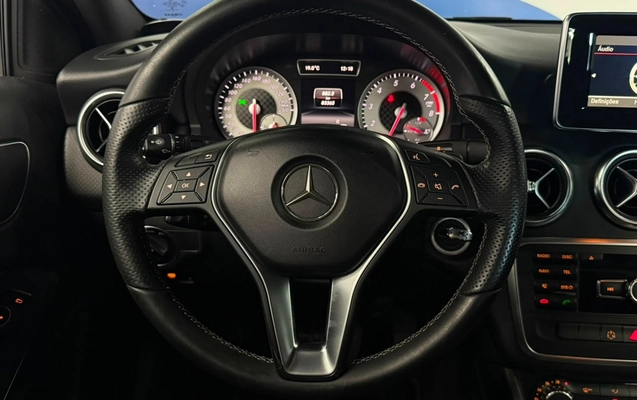 imagem-https://www.socarrao.com.br/sc-vehicle-images-prod/3039456/1785853185248-05c74be9-b54d-4d57-9dd6-a993737756e7.jpg