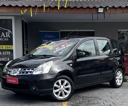 Nissan LIVINA 2011 Preto — foto 1 de 3