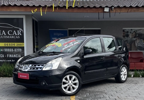 Nissan LIVINA 2011 Preto — foto 1 de 3