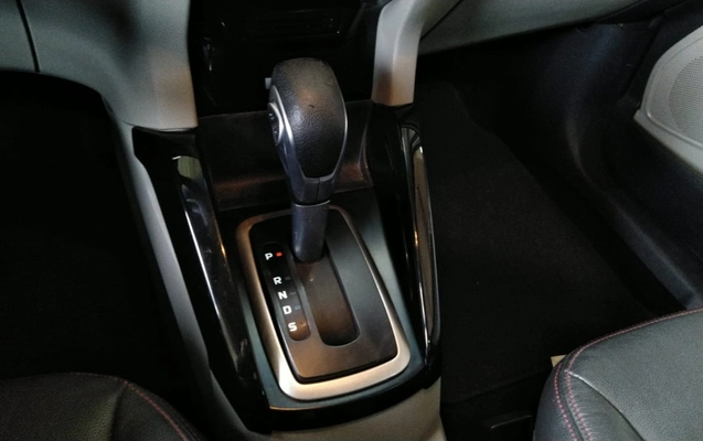imagem-https://www.socarrao.com.br/sc-vehicle-images-prod/3039529/1785853386199-P50z5aV5OIG6L6MVQPmC2DtcyCbqfvHM.jpg